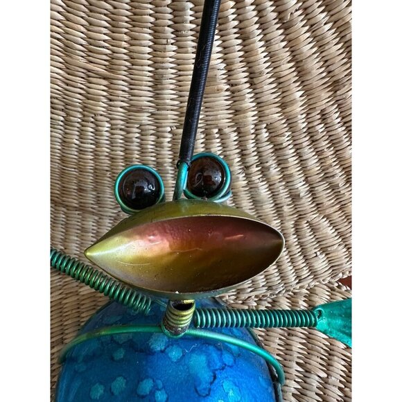 Colorful Metal Frog Figurine with Bell Feet - Picture 3 of 10